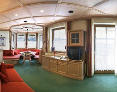 Bergkristall Hotel apartamentowy
