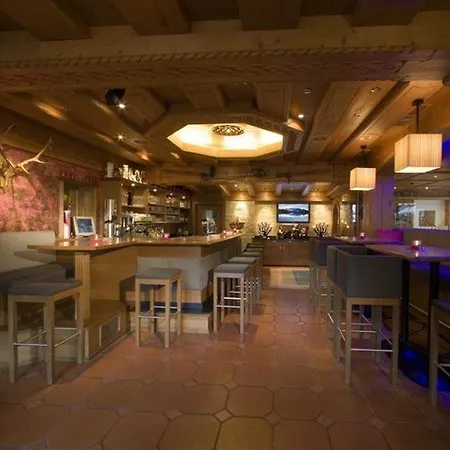 Hotel apartamentowy Bergkristall